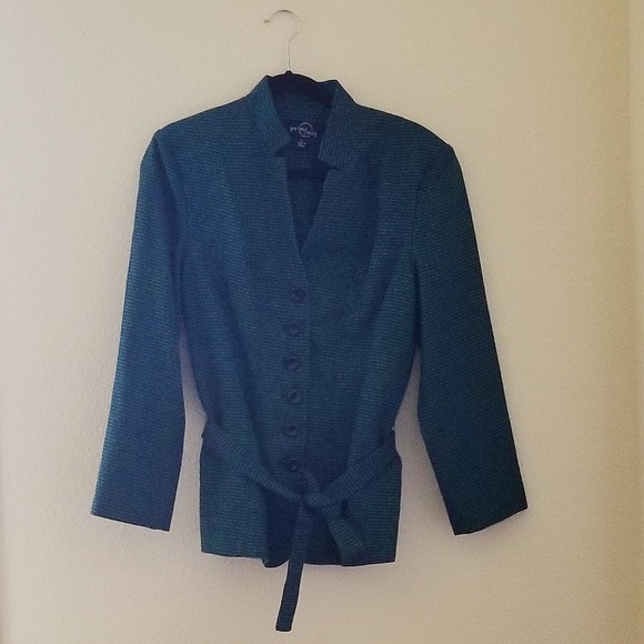 PERFECT TIMING green jacket - Picture 2 of 3